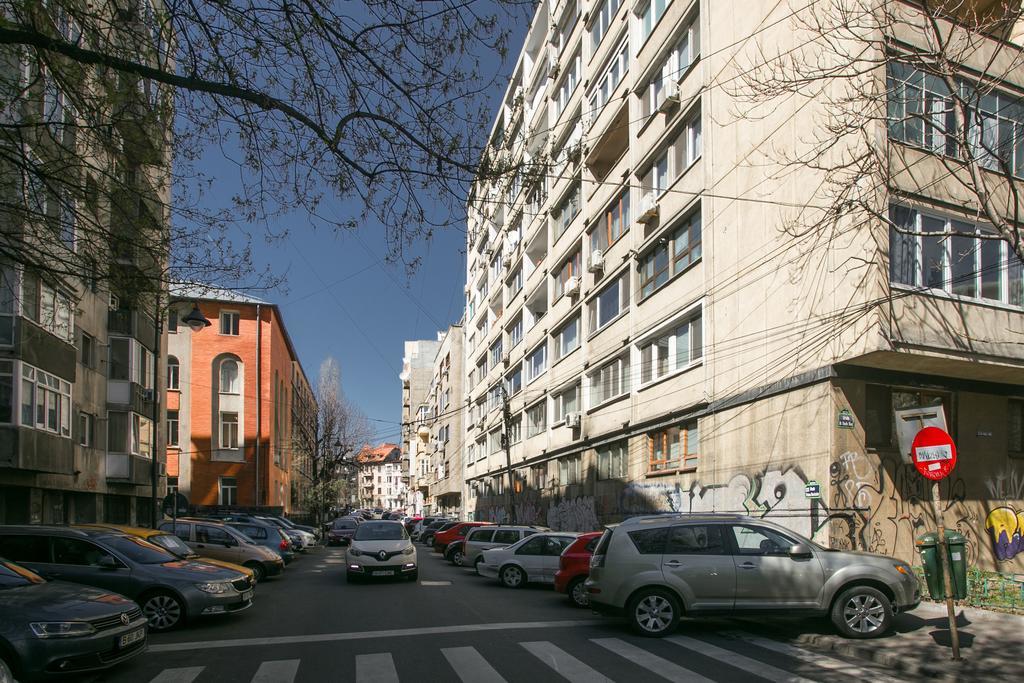 Central Garden By Urbanesq Bukarest Kültér fotó